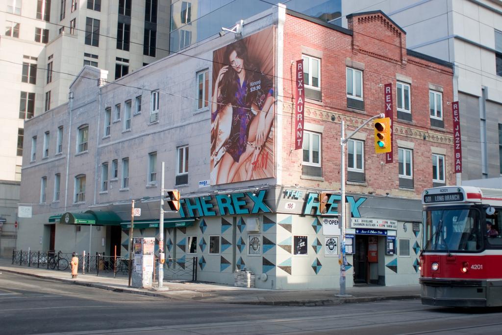 The Rex Hotel Jazz & Blues Bar Toronto Exterior photo